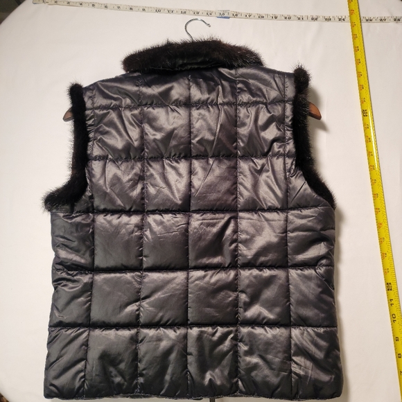 Rolf Schulte sleeveless mink vest - Picture 2 of 10